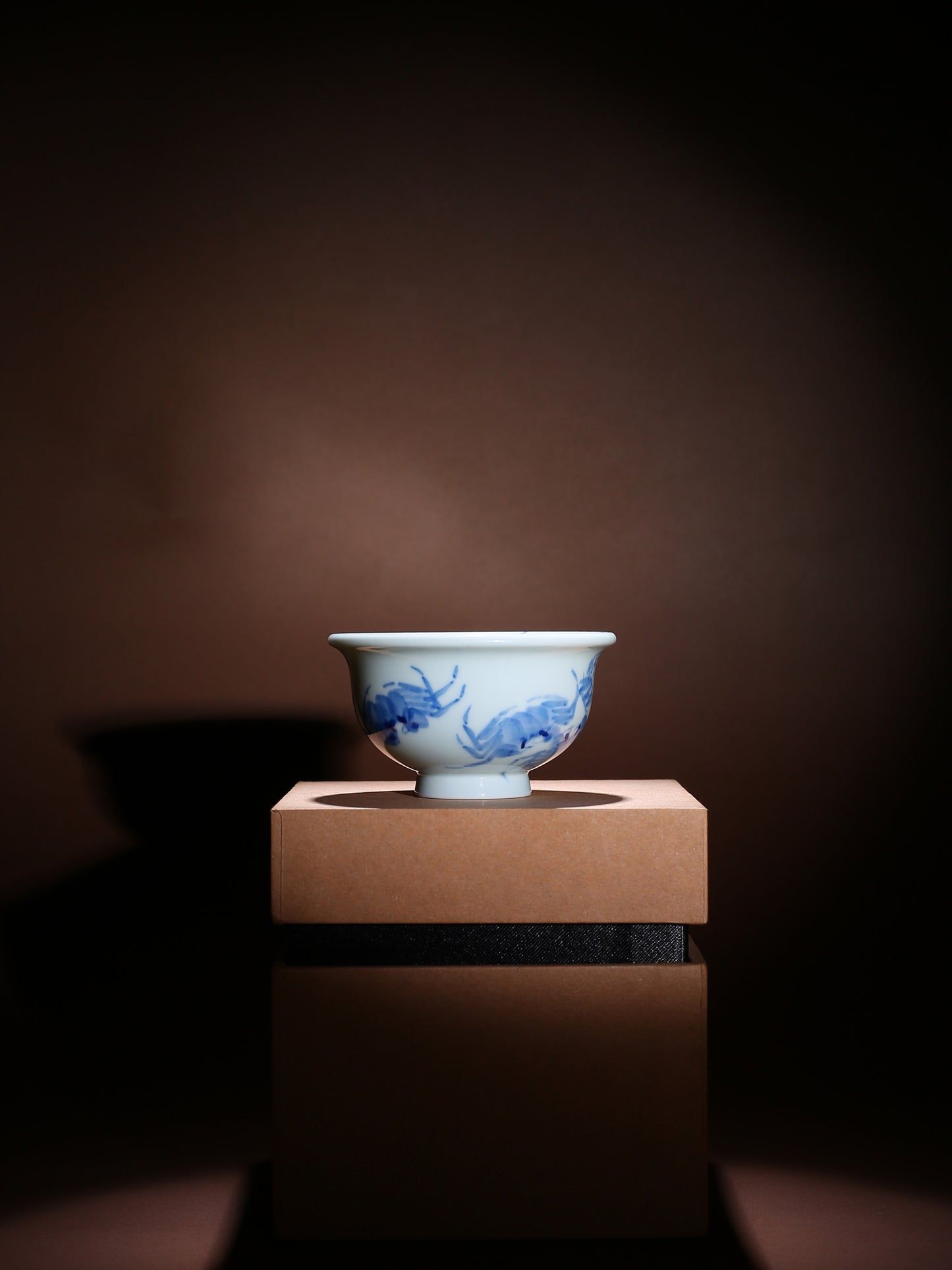 Oriday Hand-painted Blue and White Crab Owner's Cup | "Wealth from All Directions" Press Cup | Traditional Chinese Ceramic Tea Cup