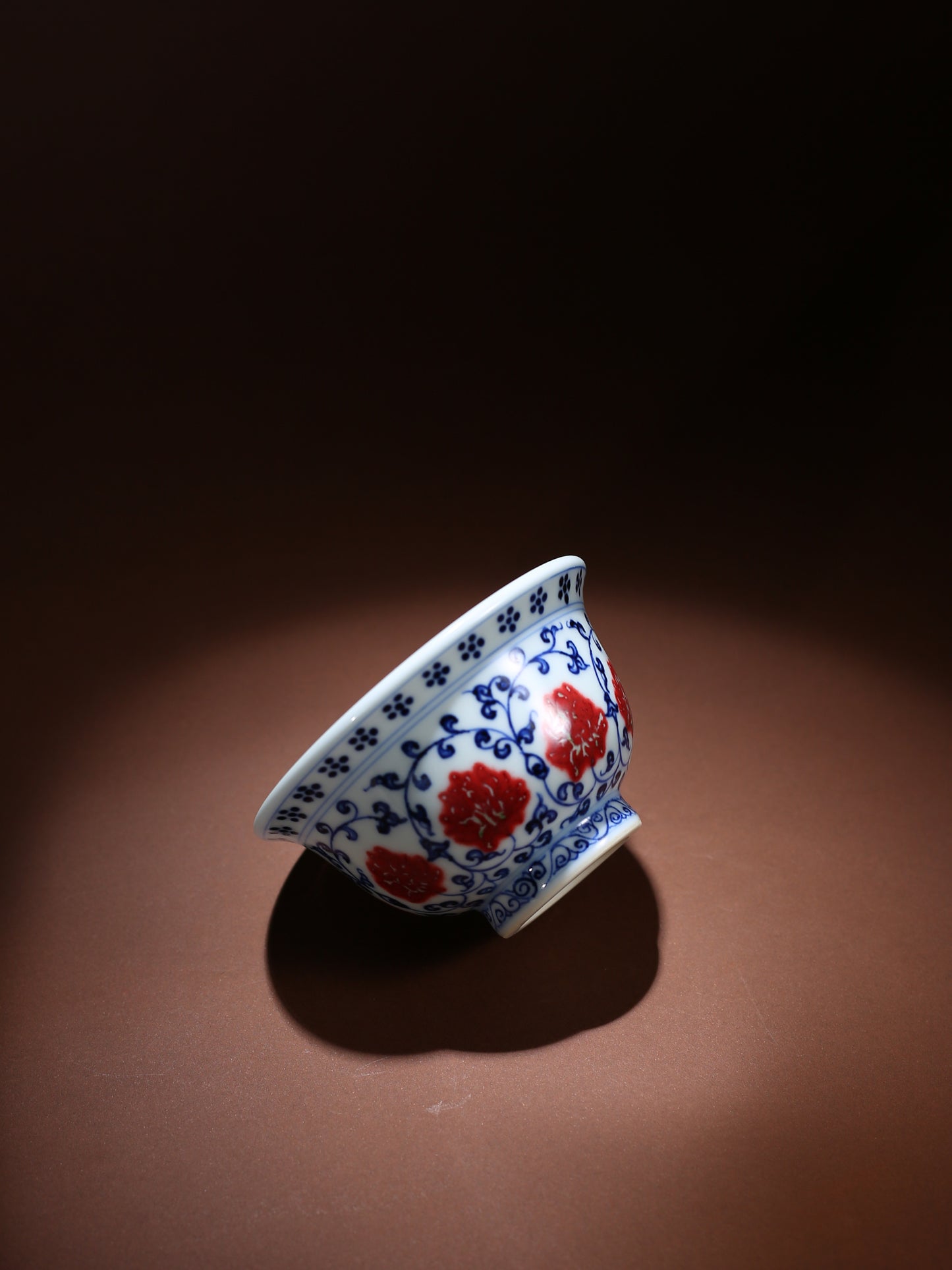 Oriday 明朝風 青花釉裏紅 茶器セット 絡み蓮模様・重み付き主人杯+急須セット