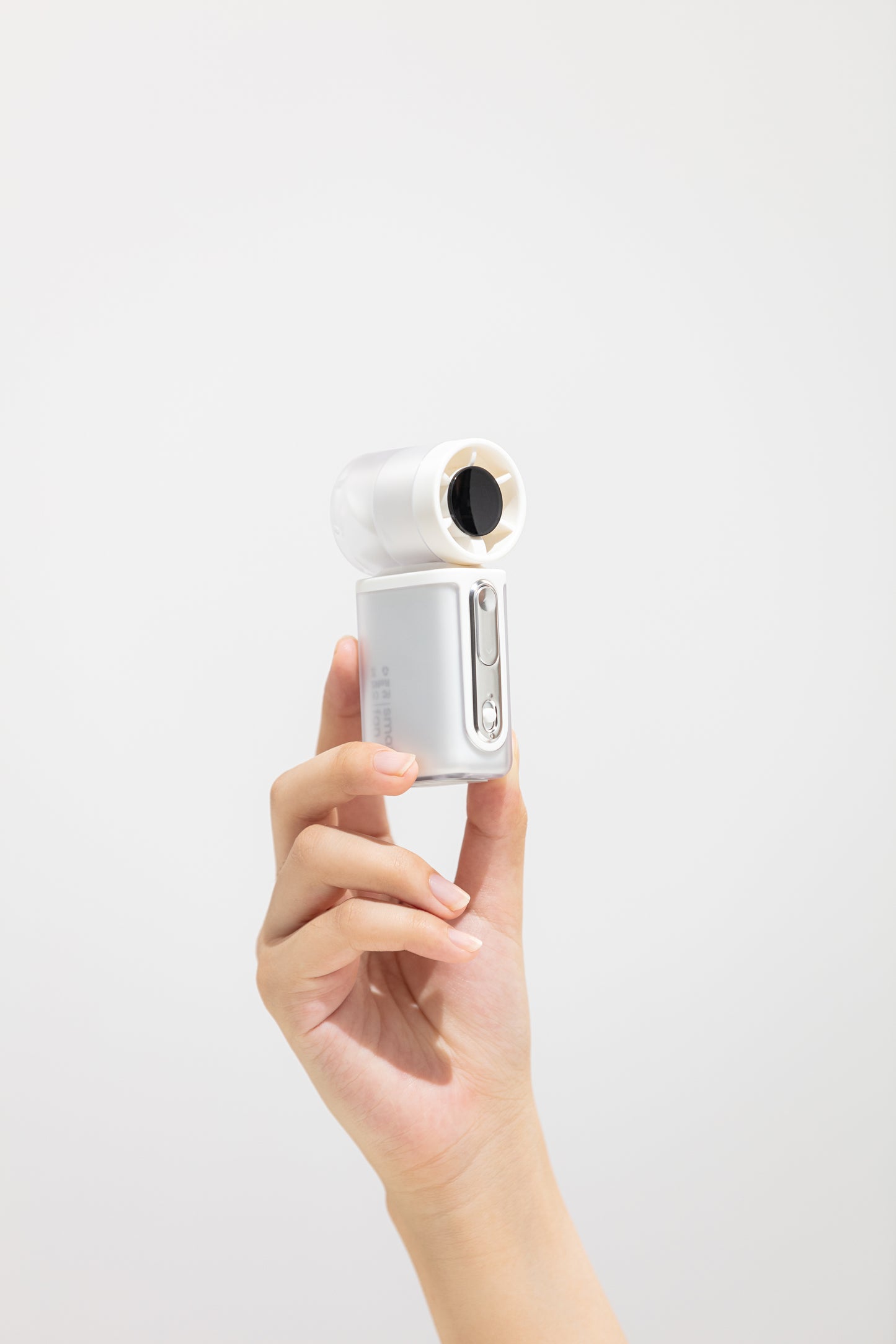 Oriday ハンディミニ高速ファン 四段階風量調節 精密送風 静音設計 113g軽量 外出携帯便利 3000mAh Type-C急速充電 長時間使用 耐久性ABS素材
