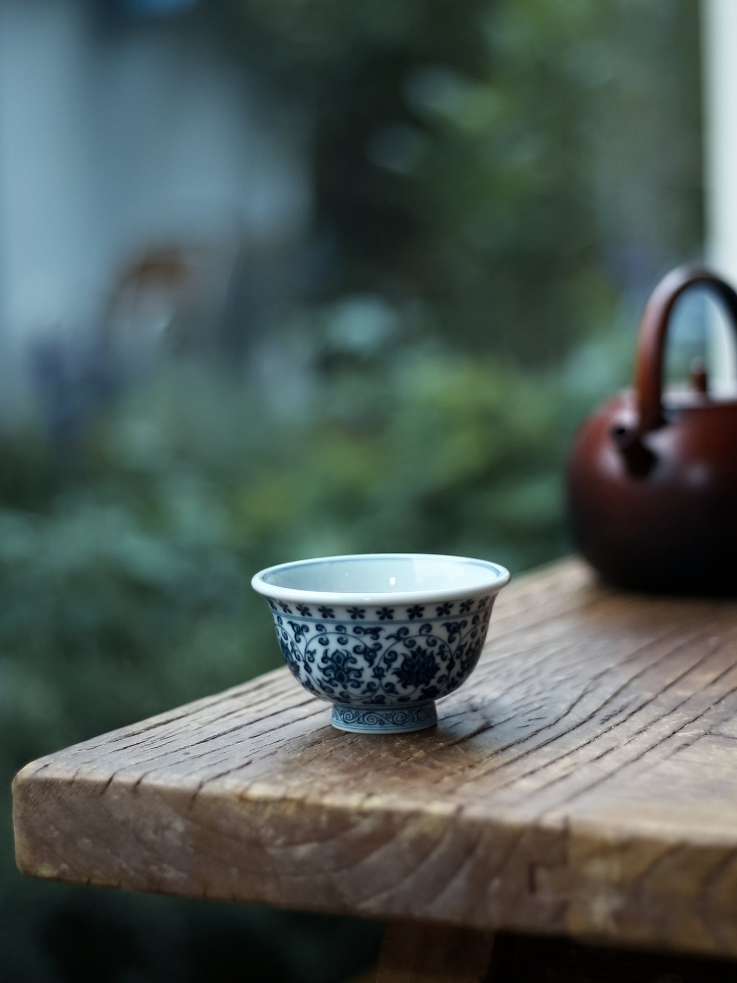 Oriday 永樂青花壓手杯｜純手繪仿古纏枝蓮主人杯｜中式茶具推薦